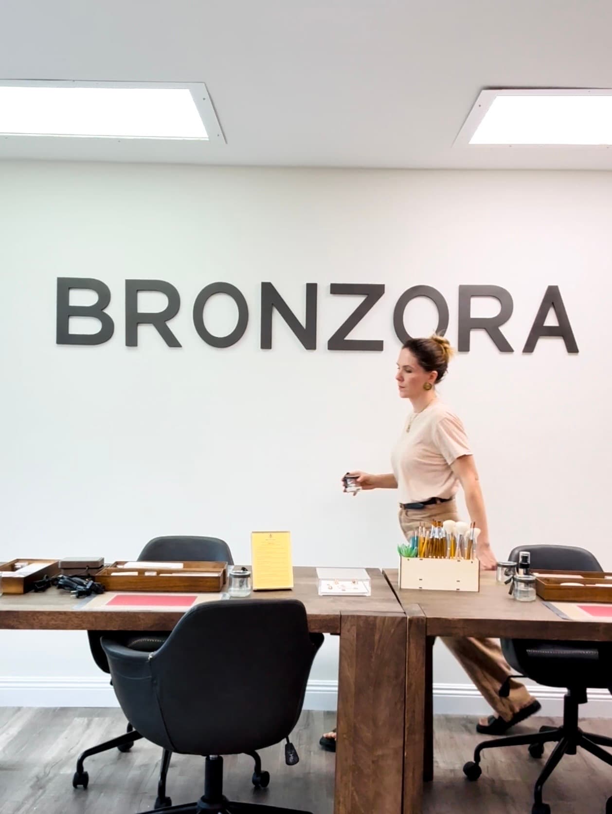 Discover the art of bronze clay.